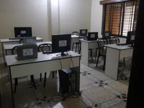 Desks and monitors at the FILP centre